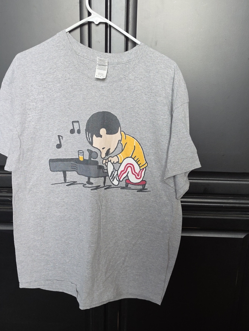 Gildan Gray Women's Tee with Yellow Jacket Cartoon Pianist Freddie Mercury